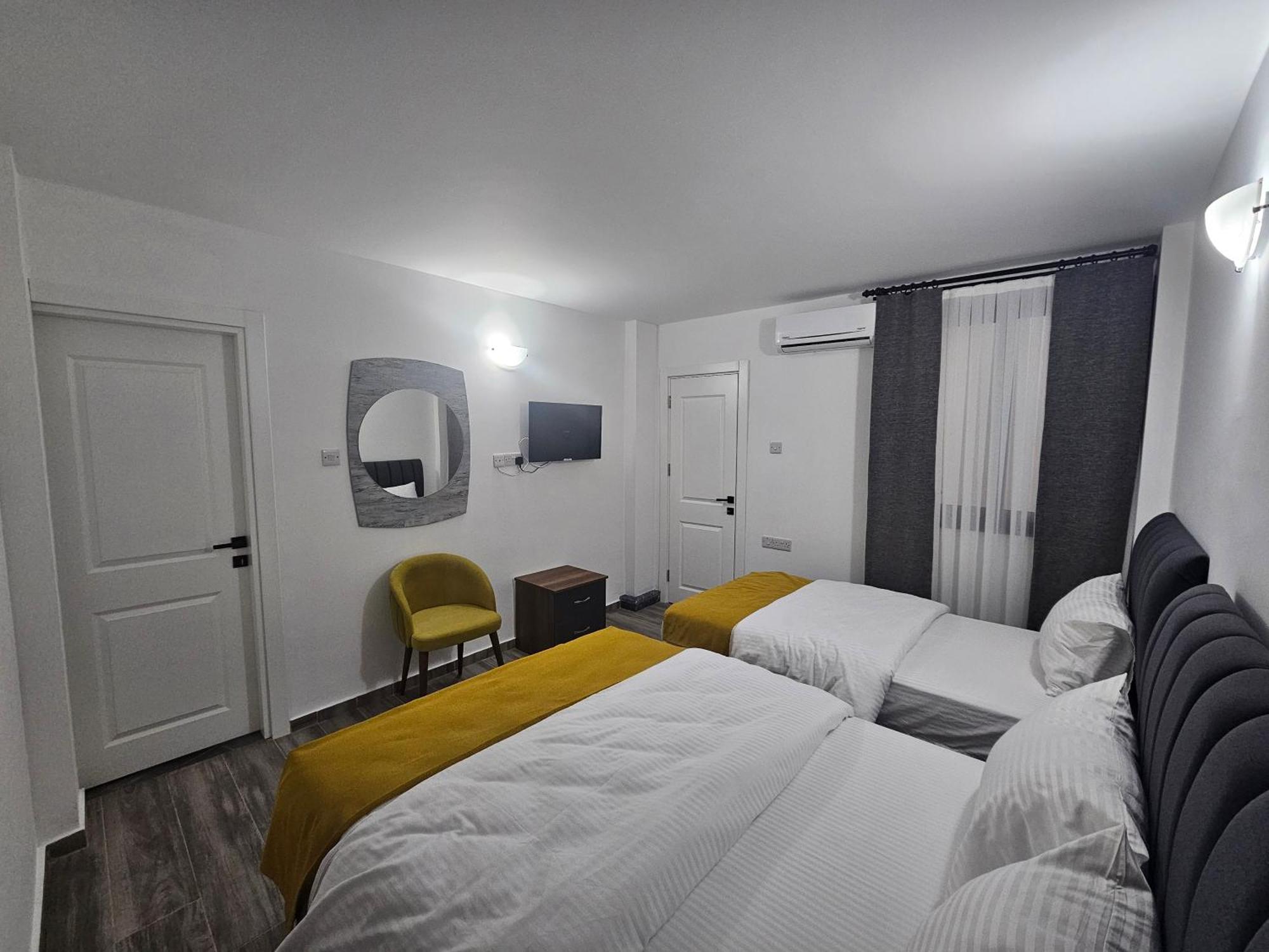 Cyprus Harbour Suites Кирения Экстерьер фото