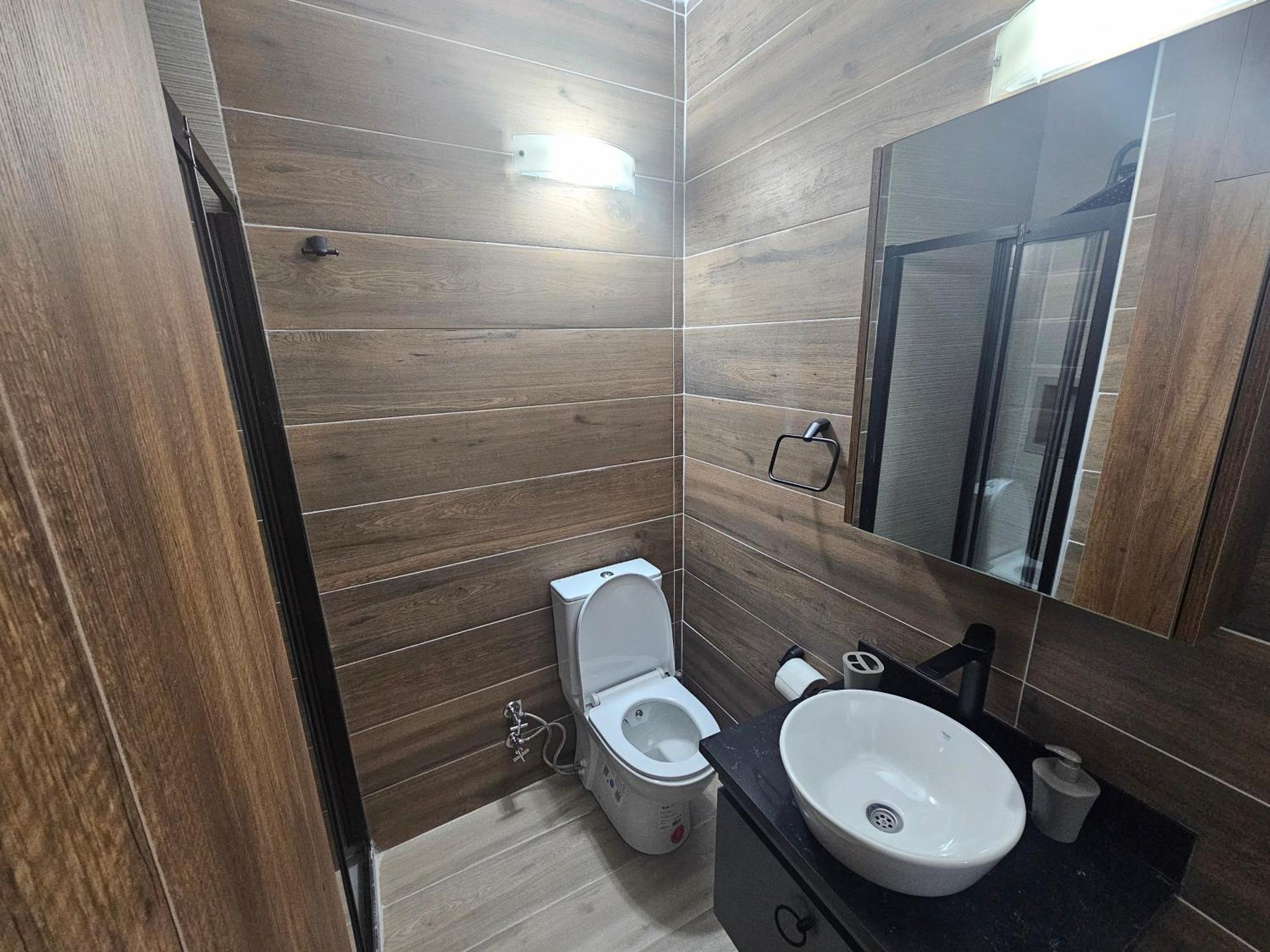 Cyprus Harbour Suites Кирения Экстерьер фото