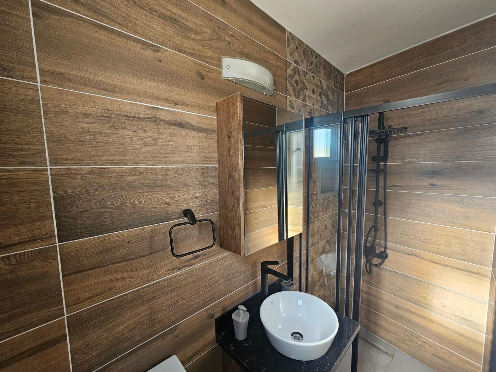 Cyprus Harbour Suites Кирения Экстерьер фото